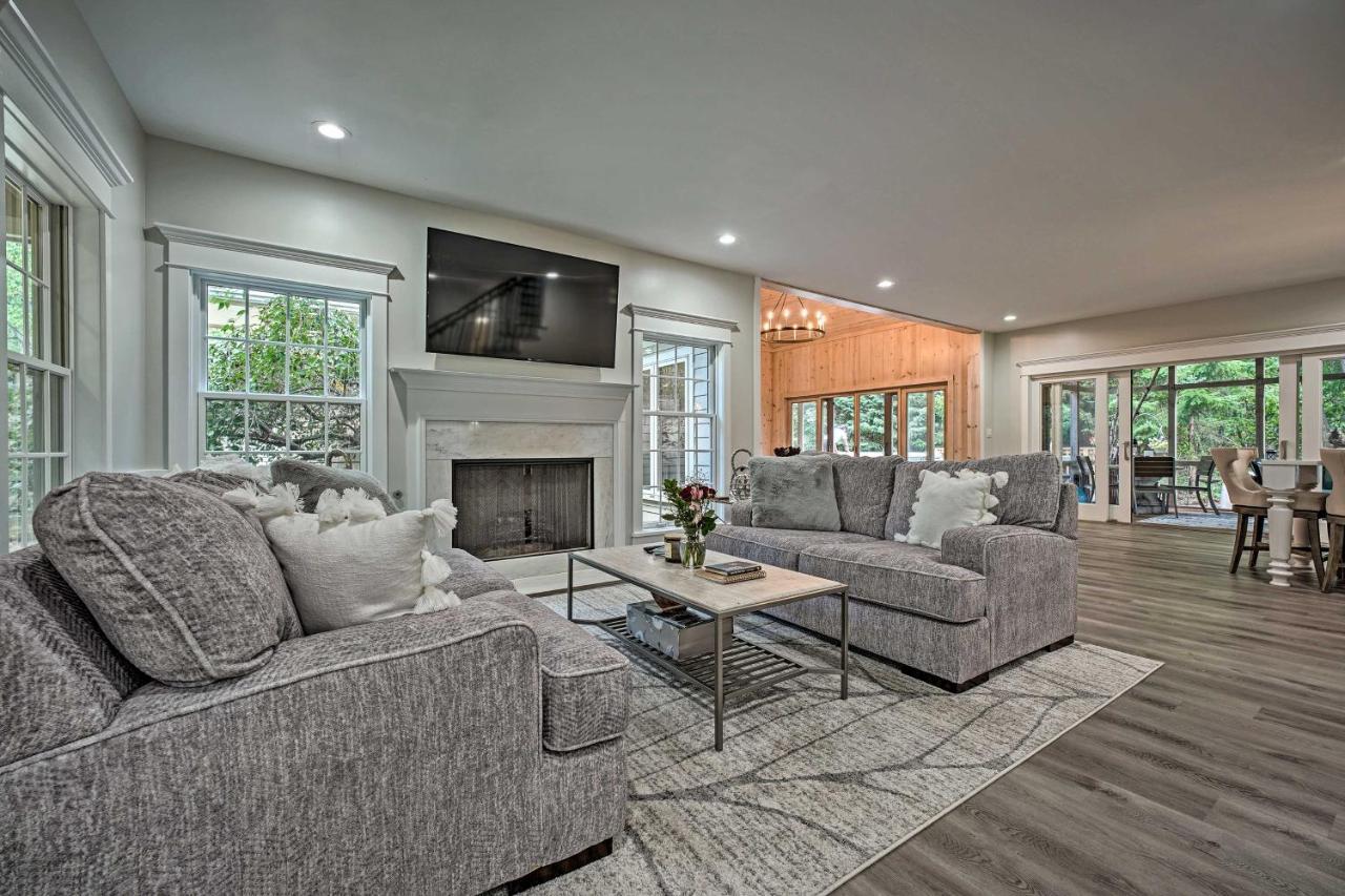 Luxury Family Home With Deck, Swim Spa And Grill! New Buffalo Exterior foto