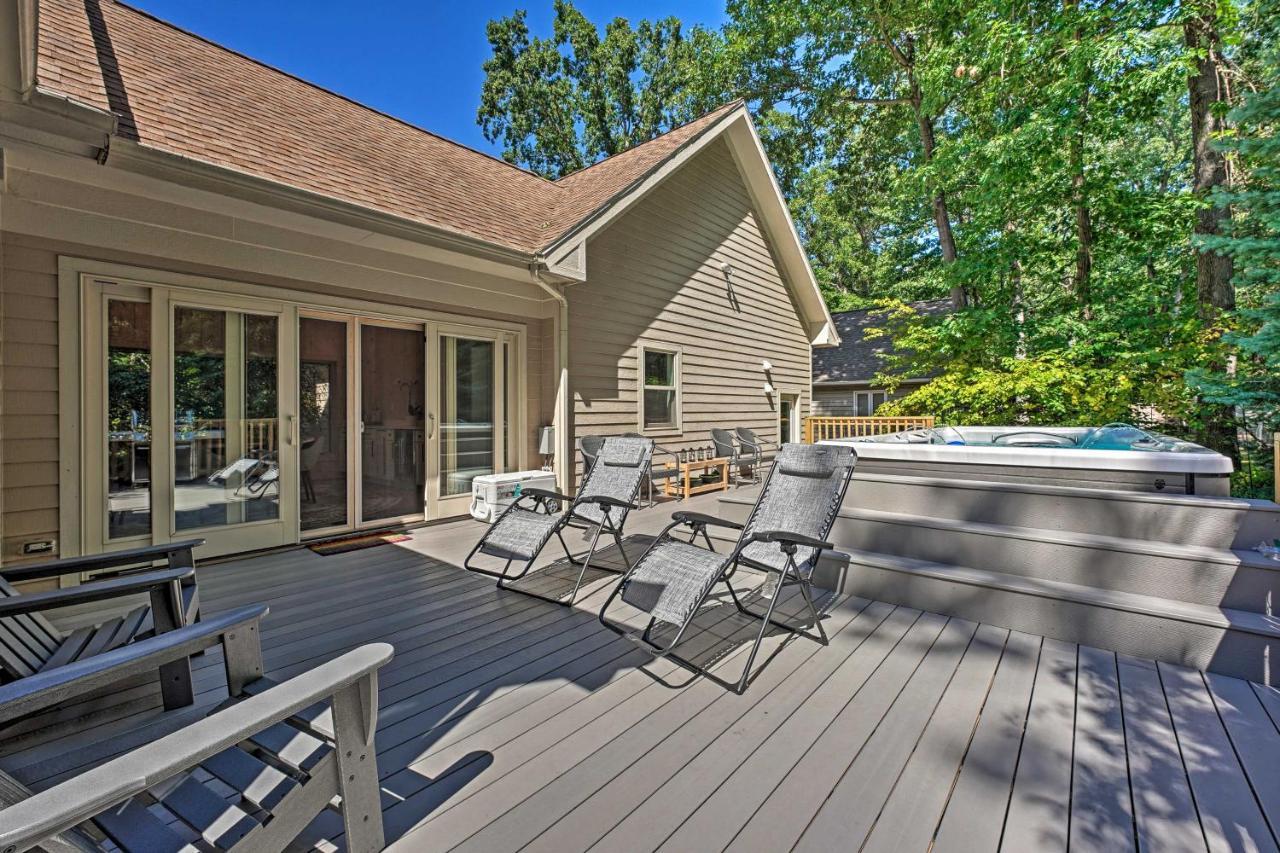Luxury Family Home With Deck, Swim Spa And Grill! New Buffalo Exterior foto